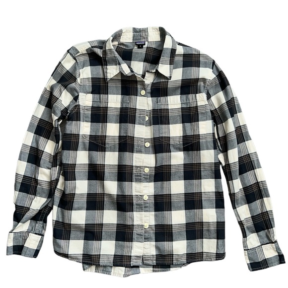 Patagonia Organic Cotton Button Down | Size Medium - Picture 1 of 9